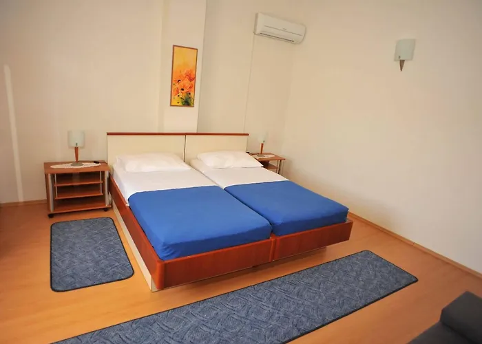 Anni-one Bedroom A3 *