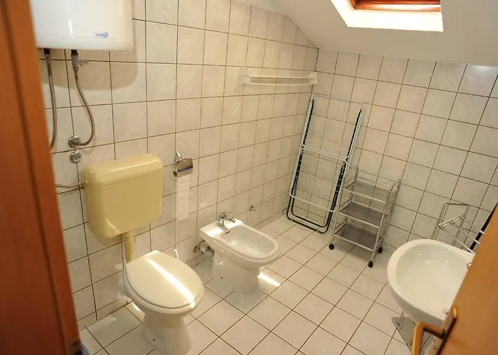 Anni-one Bedroom A3 شقة سوتيفان